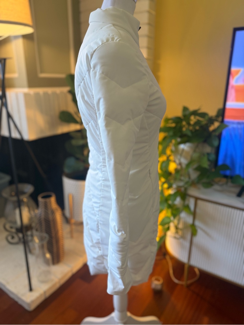 HALARA White Quilted Long Puffer Jacket - Picture 2 of 9